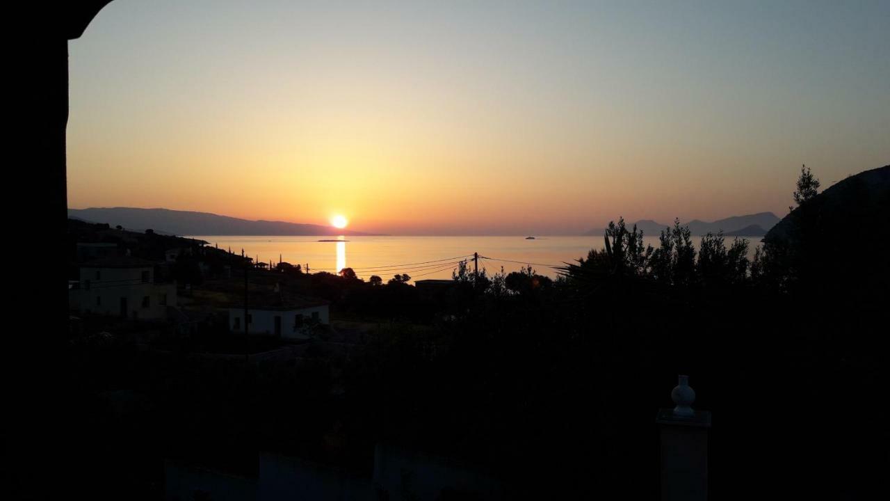 Βlueview Villa Ermioni Luaran gambar